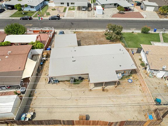 4th image of 83085 Stone Canyon Ave