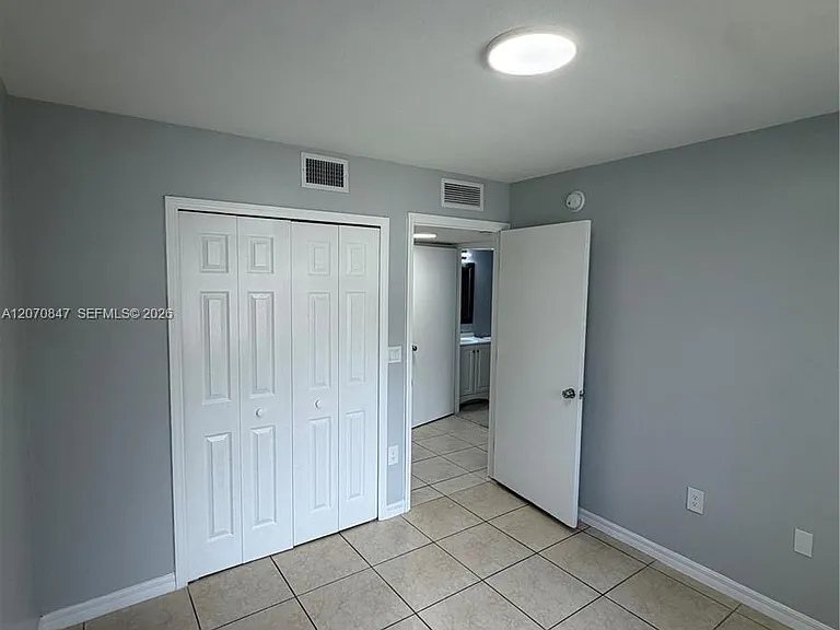 1261 SE 27th St #101 — Photo 13