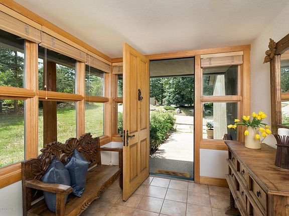 Entry Foyer