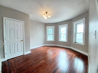 17 Fabyan St, Dorchester, MA 02124