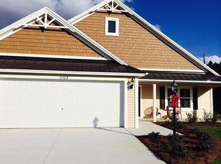 11103 Lammer Ln, Oxford, FL 34484