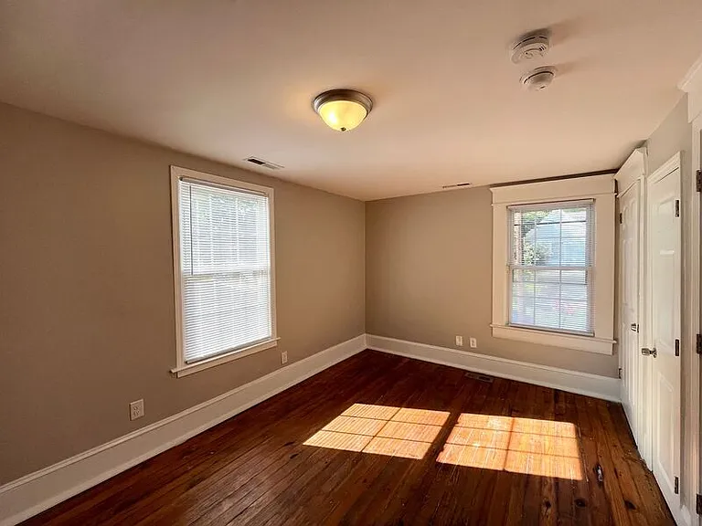 1810 Vale St — Photo 21