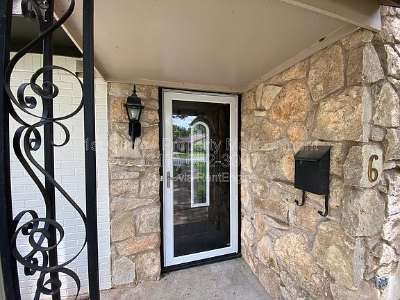 3rd image of 6 One Main Pl