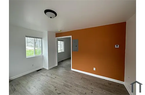 1143 Triple Hill Dr Photo 1