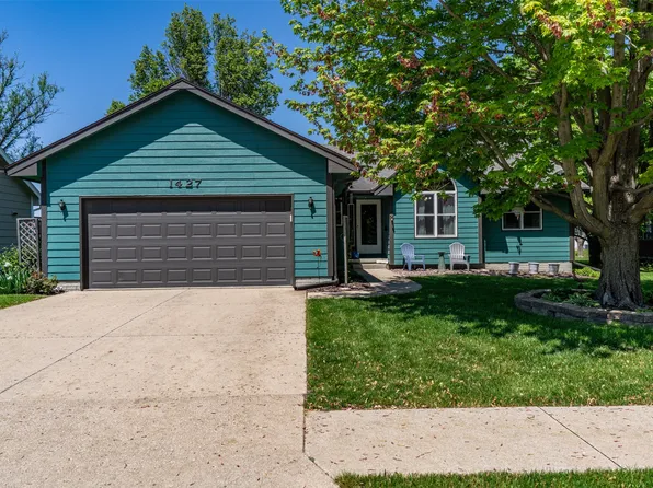 1427 W Washington St, Winterset, IA 50273