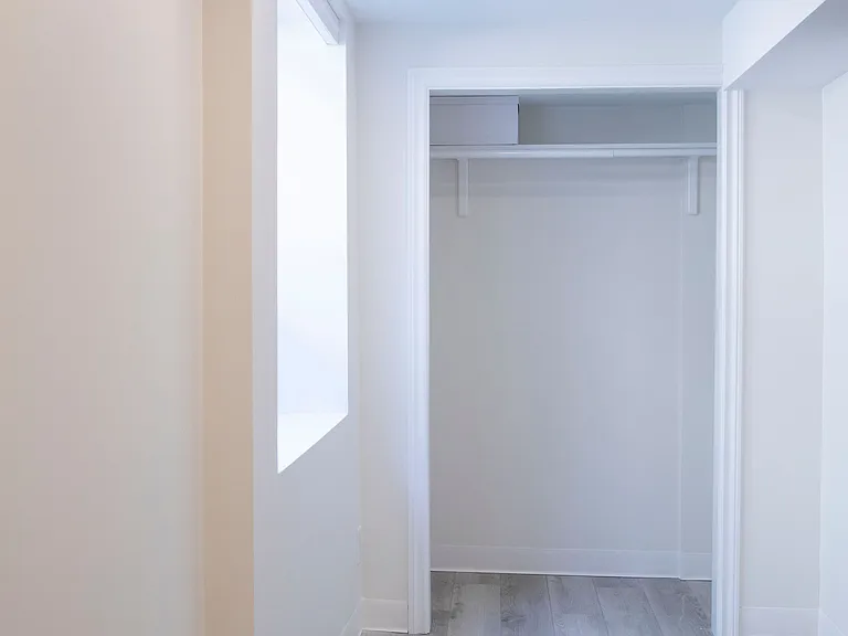 310 W 2nd St #2 — Photo 10