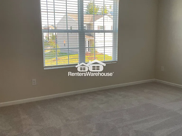 10203 Chatham Run Ln — Photo 18