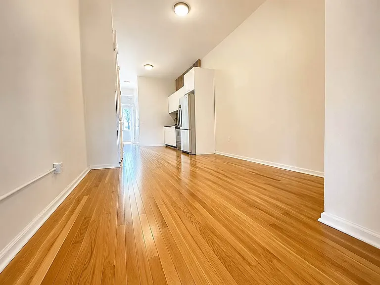 61 Ten Eyck St #2L — Photo 7