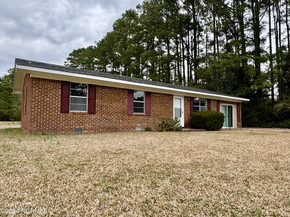 526 W Thurman Rd, New Bern, NC 28562