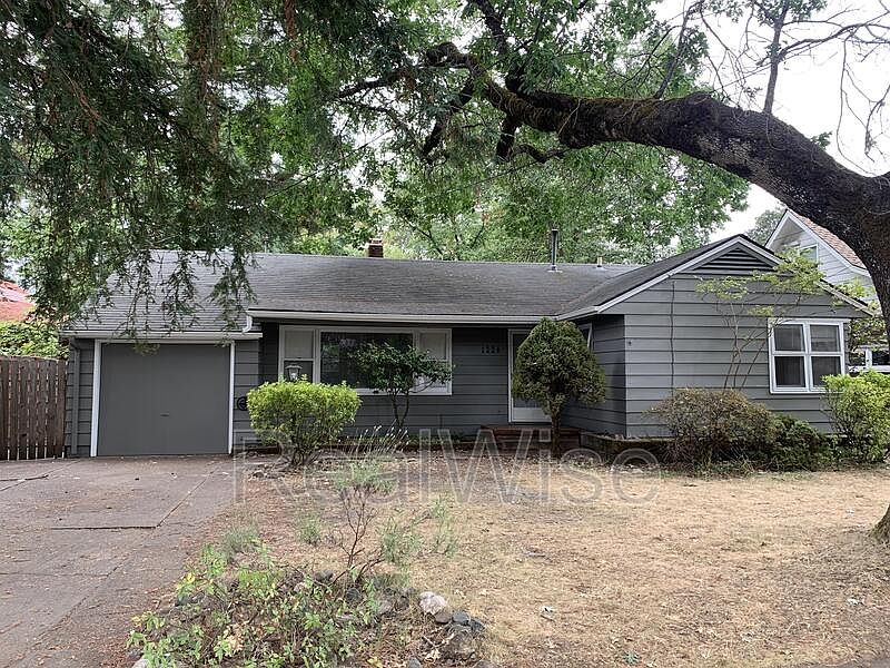 1st image of 1324 NW Washington Blvd