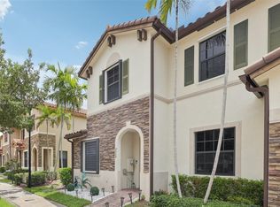 9349 W 33rd Way, Hialeah, FL 33018