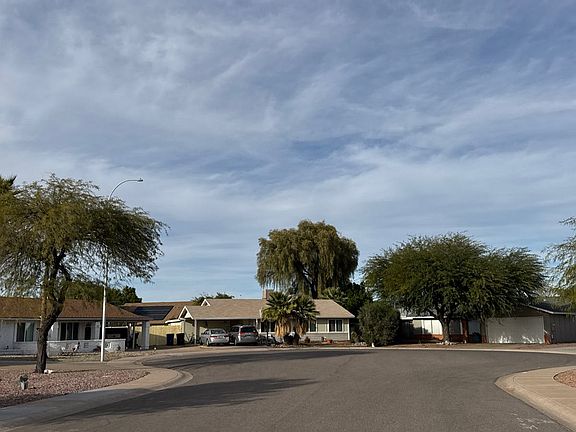 4th image of 515 N Valencia Pl