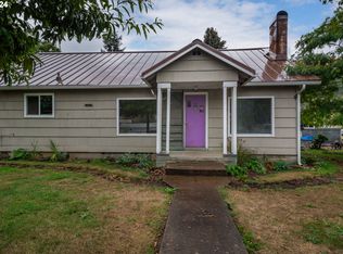 405 S Cedar St, Drain, OR 97435