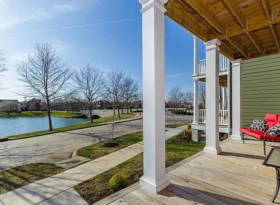 One of the prettiest views in New Town all from your front porch! Enjoy your coffee while you watch the beautiful sunrises!
