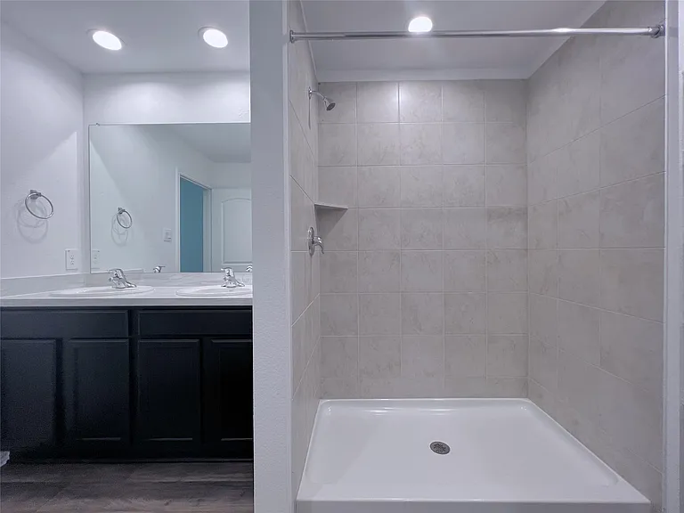 21227 Alder Oaks Dr — Photo 19