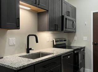 Juniors Lofts, Roanoke, VA 24011