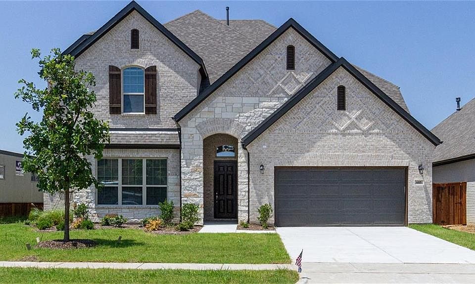 1st image of 605 Bosque River Dr