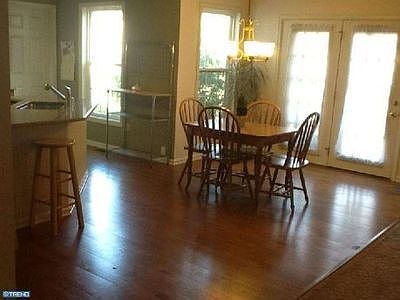 4th image of 200 Country Dr