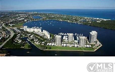 2nd image of 123 Lakeshore Dr APT 1042