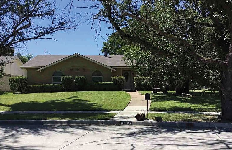 1st image of 3109 Echo Dr