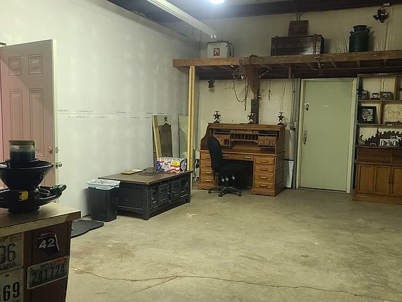 5th image of 1605 Belford Church Rd