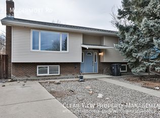 221 McDermott Rd, Coalhurst, AB T0L0V0