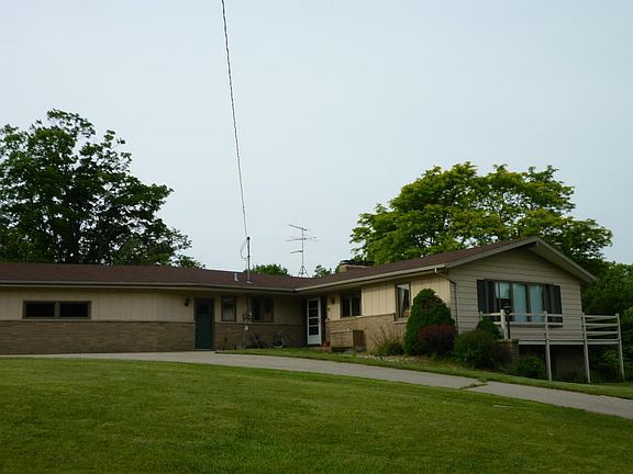 4th image of 5868 8th Ave SW