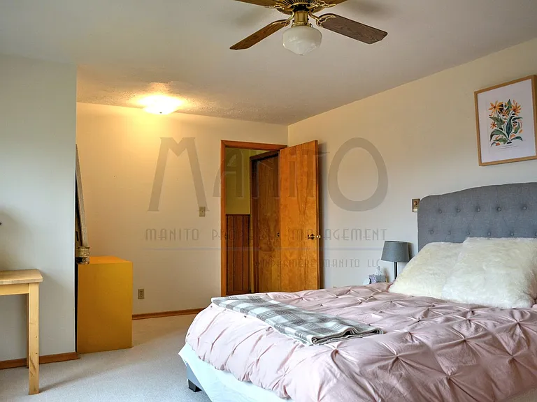 3321 N Columbia Cir — Photo 24