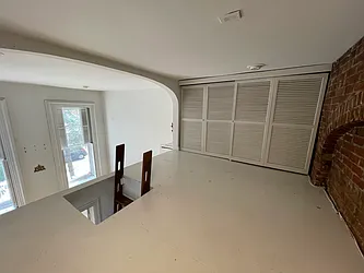 Rented by R New York