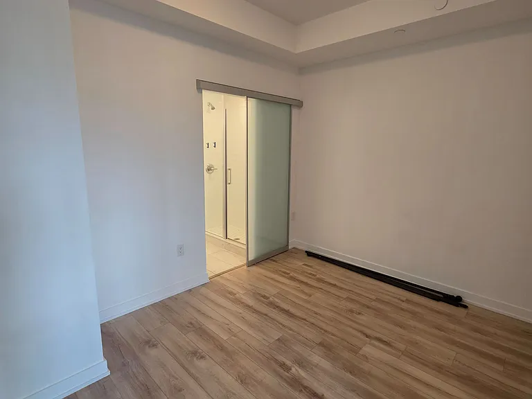 2433 Dufferin St #208 — Photo 28