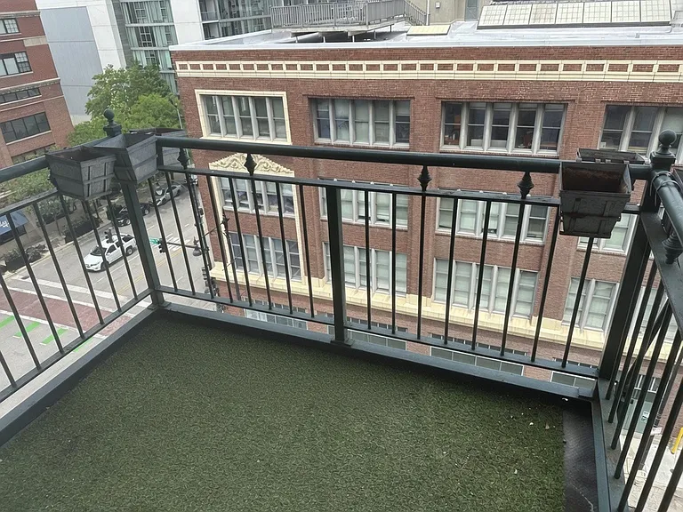 1801 S Michigan Ave #603 — Photo 8