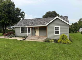 516 N Maple St, Argos, IN 46501