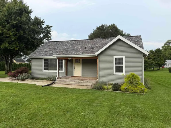 516 N Maple St, Argos, IN 46501