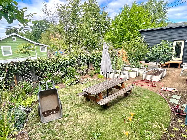 8032 N Oswego Ave — Photo 16