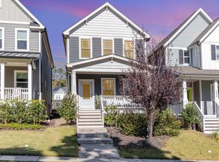 556 Great Ridge Pkwy, Chapel Hill, NC 27516