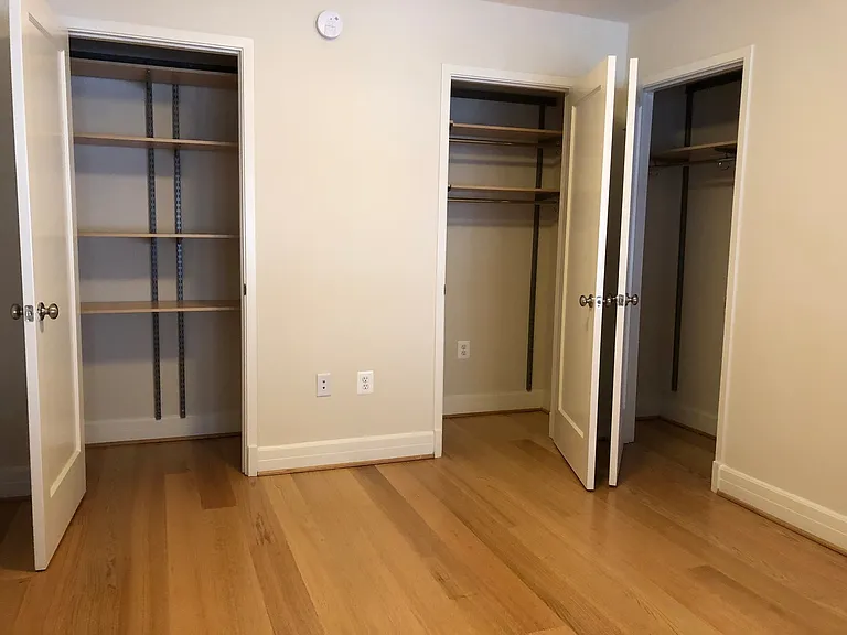 1255 New Hampshire Ave NW — Photo 200