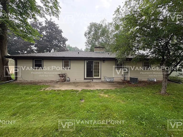 1643 Birchwood Dr — Photo 24