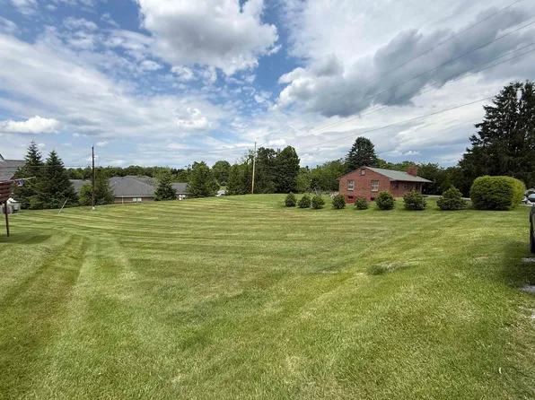 60 Ellett Rd NE, Christiansburg, VA 24073