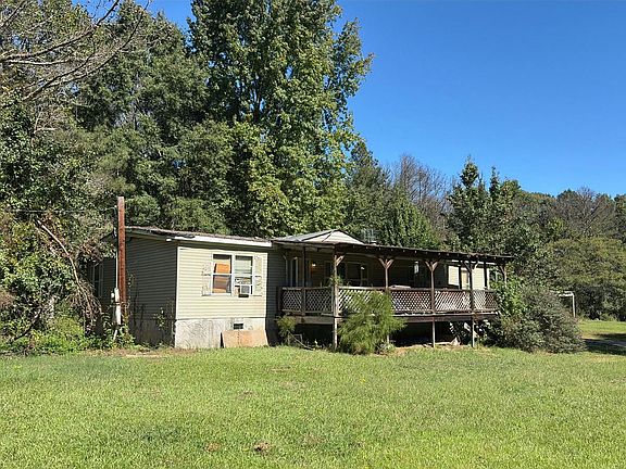 3rd image of 6433 Ridge Rd