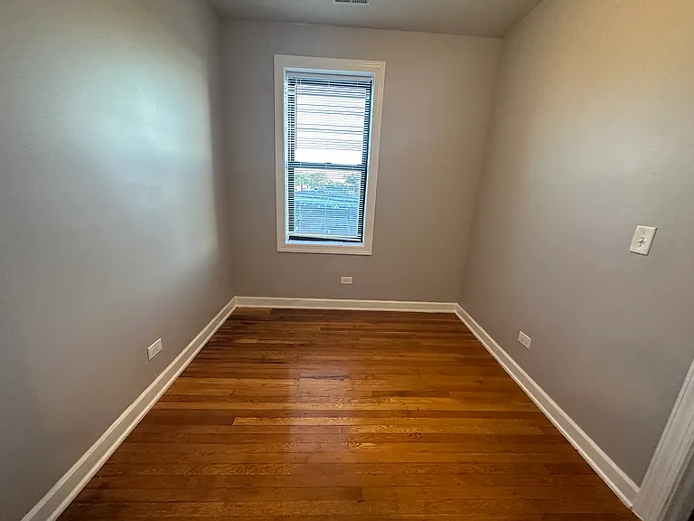 954 N Lavergne Ave #2 — Photo 10