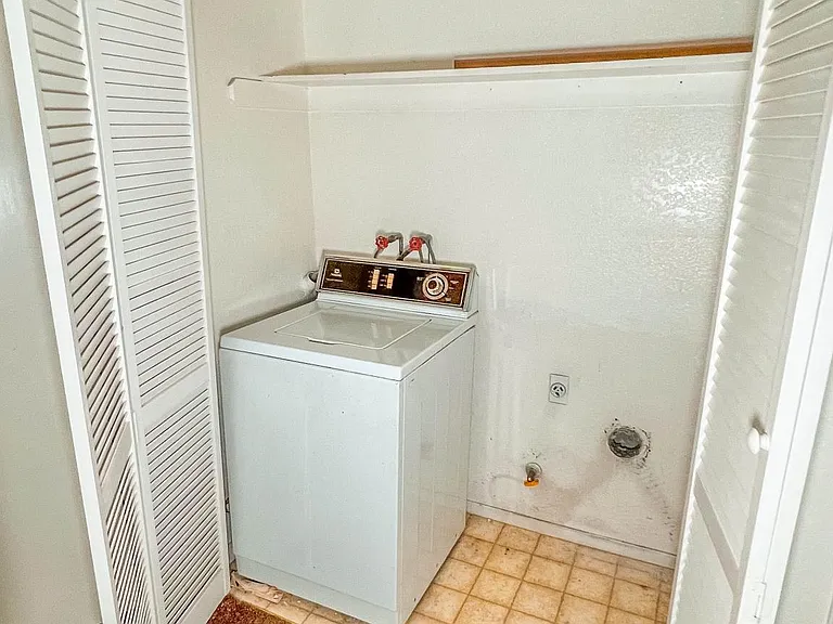 7800 Westfield Rd #76 — Photo 20