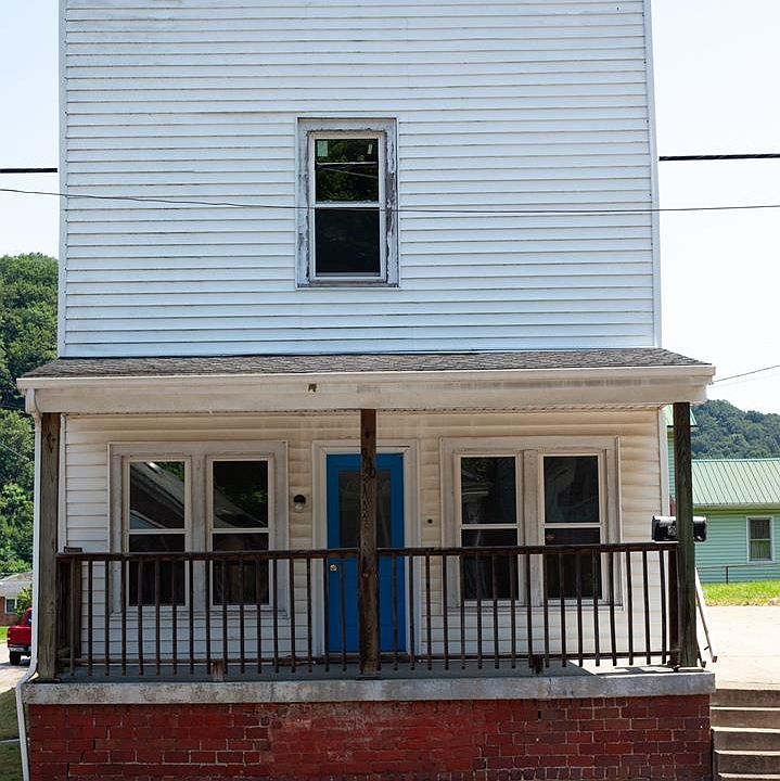 1st image of 930 Harrisonville Ave