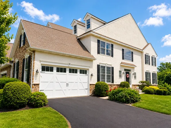 22 Sharpley Dr, Chadds Ford, PA 19317