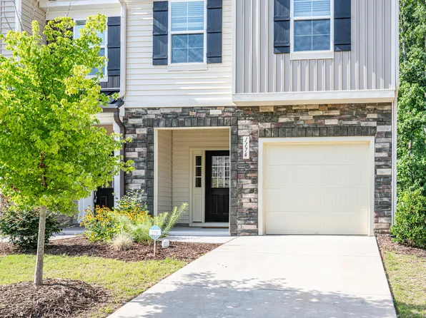 1174 Channel Drop Dr, Durham, NC 27703