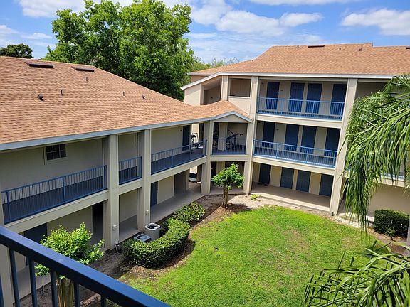 2nd image of 7280 Westpointe Blvd APT 835