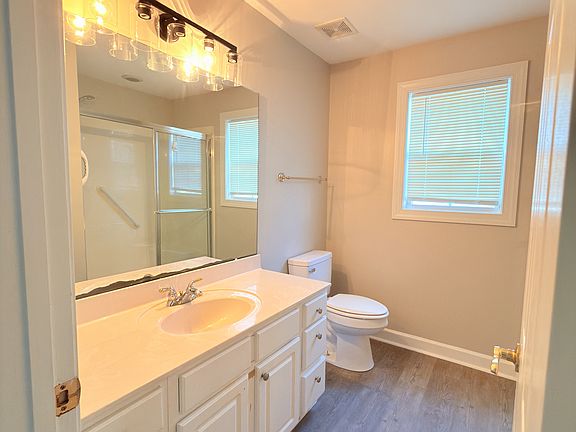 4th image of 317 Millet Dr