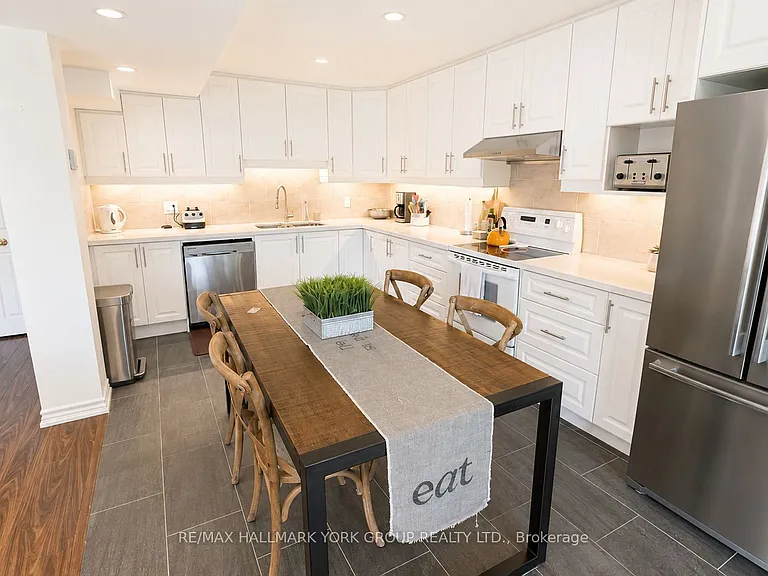723 Firth Ct #BASEMENT — Photo 5