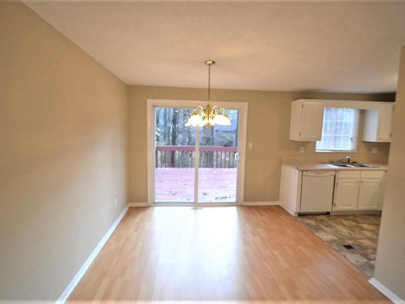 3rd image of 2121 N Landing Ct