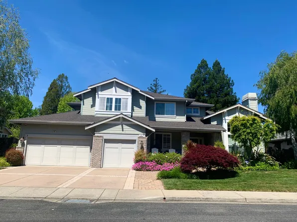3 Duarte Ct, Moraga, CA 94556