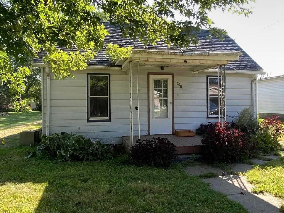 209 Central Ave